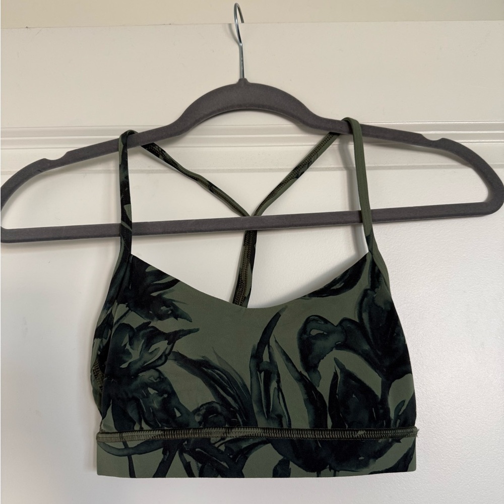 Lululemon Athletica Y Flow Bra